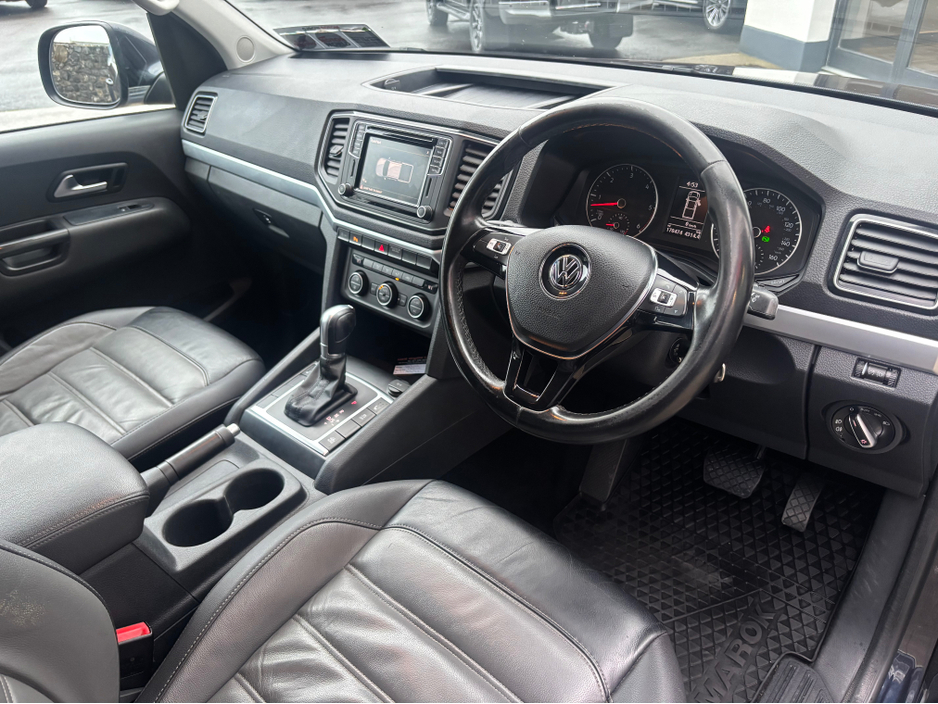 2017 Volkswagen Amarok - image 10