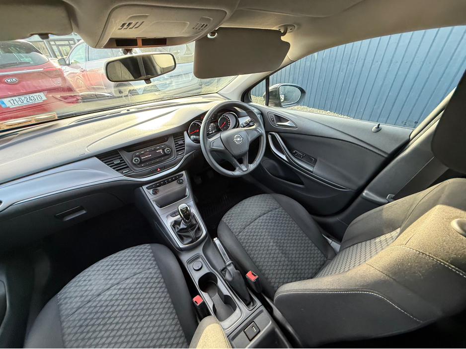 2017 Opel Astra SPORT - 1.4L PETROL - MANUAL - 12M WARRANTY - CAR: €9,950