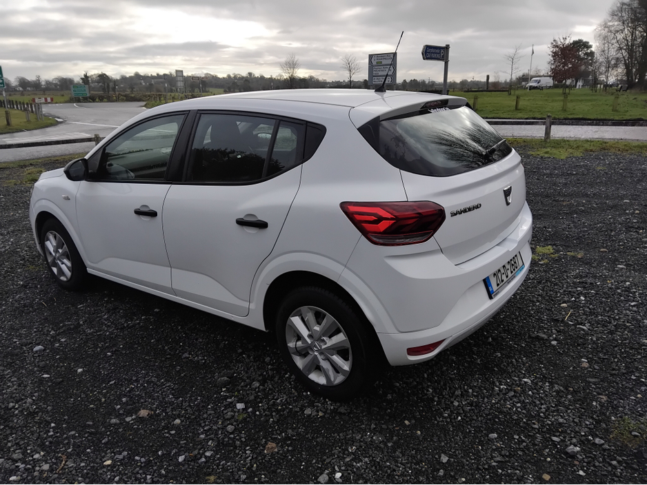 2021 Dacia Sandero ESSENTIAL SCE 65 MY21. MY21.5 4DR €11,950