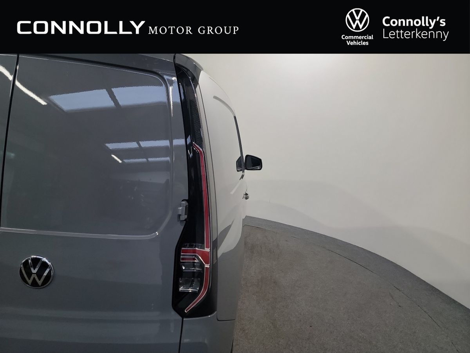 2026 Volkswagen Caddy - image 12