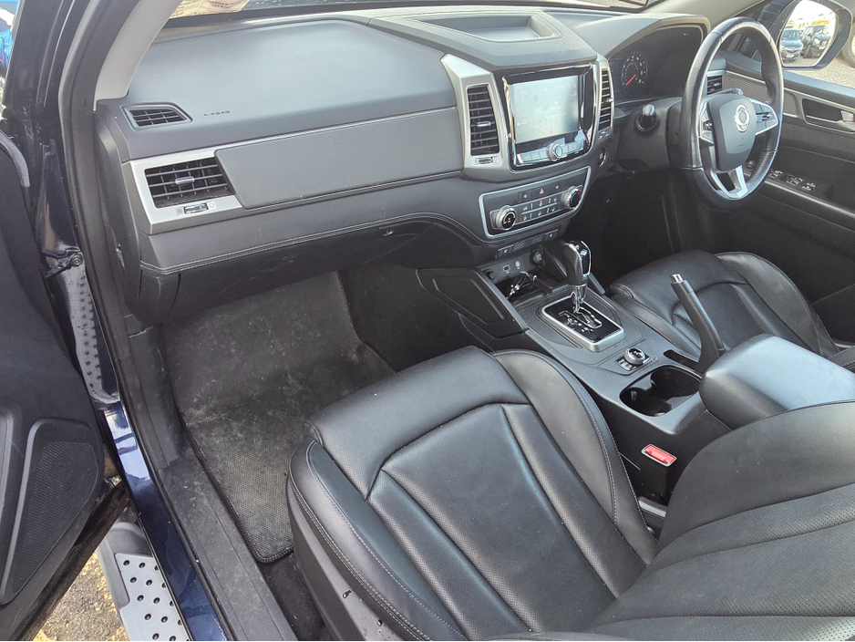 2020 Ssangyong Musso - image 5