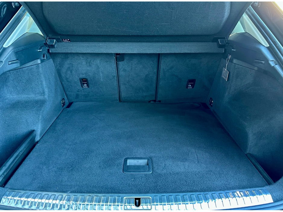 2019 Audi Q3 - image 11