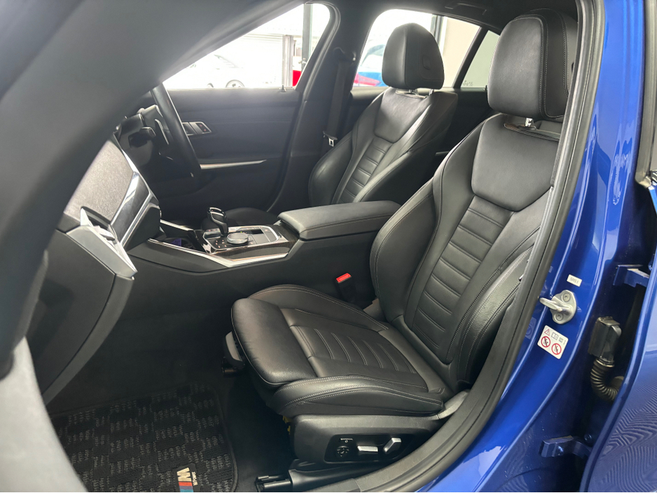 2020 BMW 3 Series - image 17
