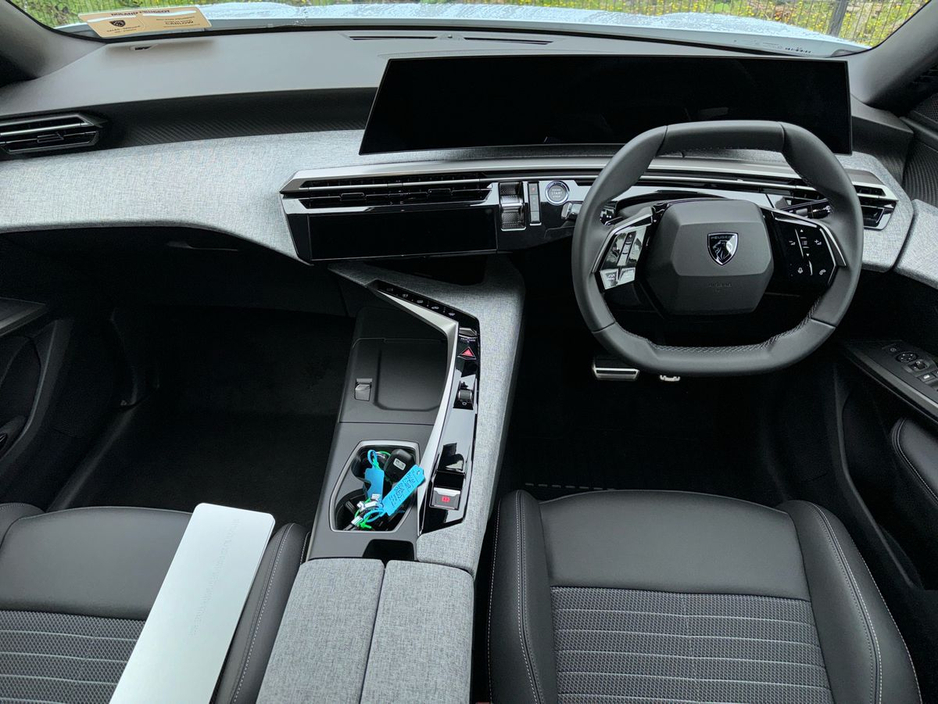 2026 Peugeot 3008 - image 8