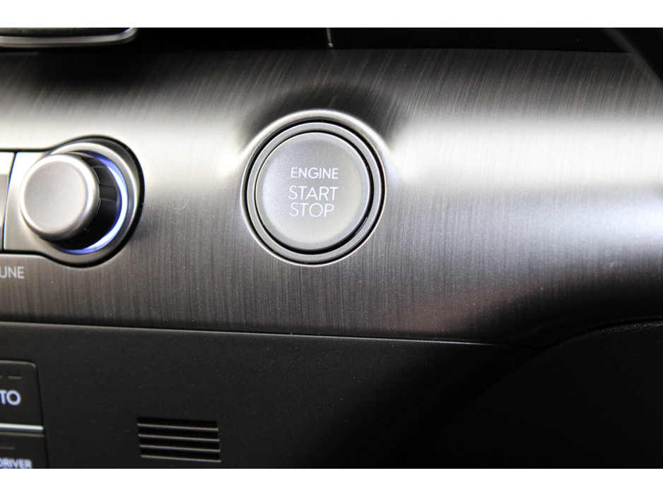 2023 Hyundai Kona 1.6 HYBRID Elegance Auto €31,950