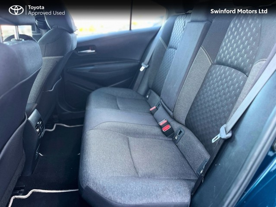 2024 Toyota Corolla - image 7