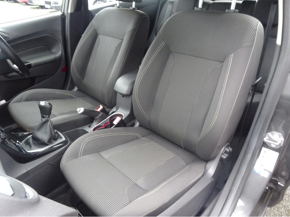 2016 Ford Fiesta TITANIUM 1.25 PETROL 60PS 5 DOOR LOW MILEAGE KEY 104 €9,950