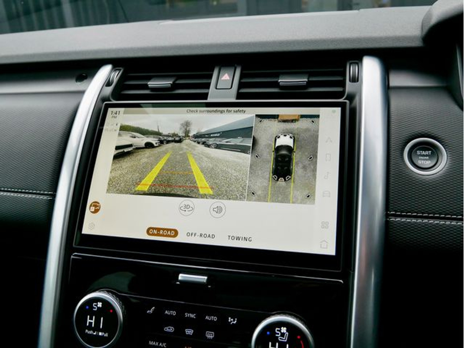 2025 Land Rover Discovery - image 24