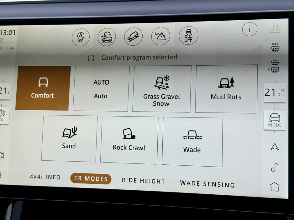 2025 Land Rover Range Rover Sport - image 12