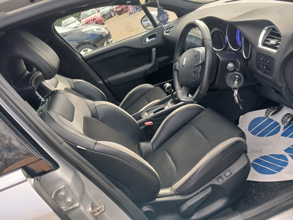 2013 Citroen DS4 - image 14