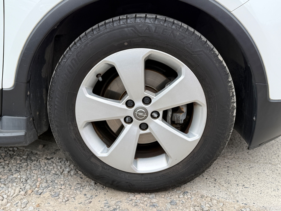 2017 Opel Mokka - image 9