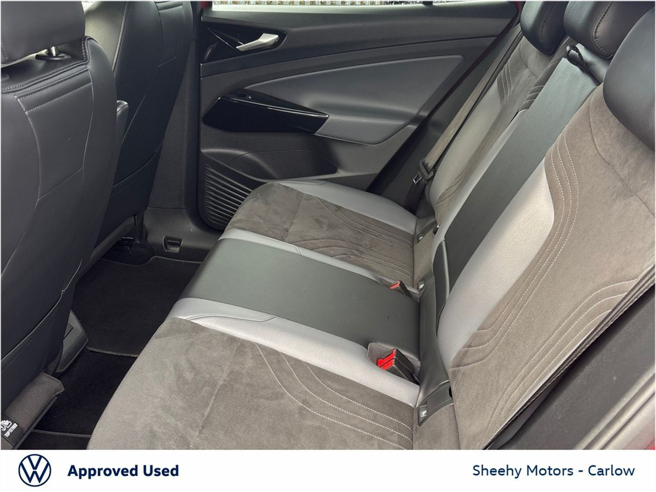 2023 Volkswagen ID.4 - image 7