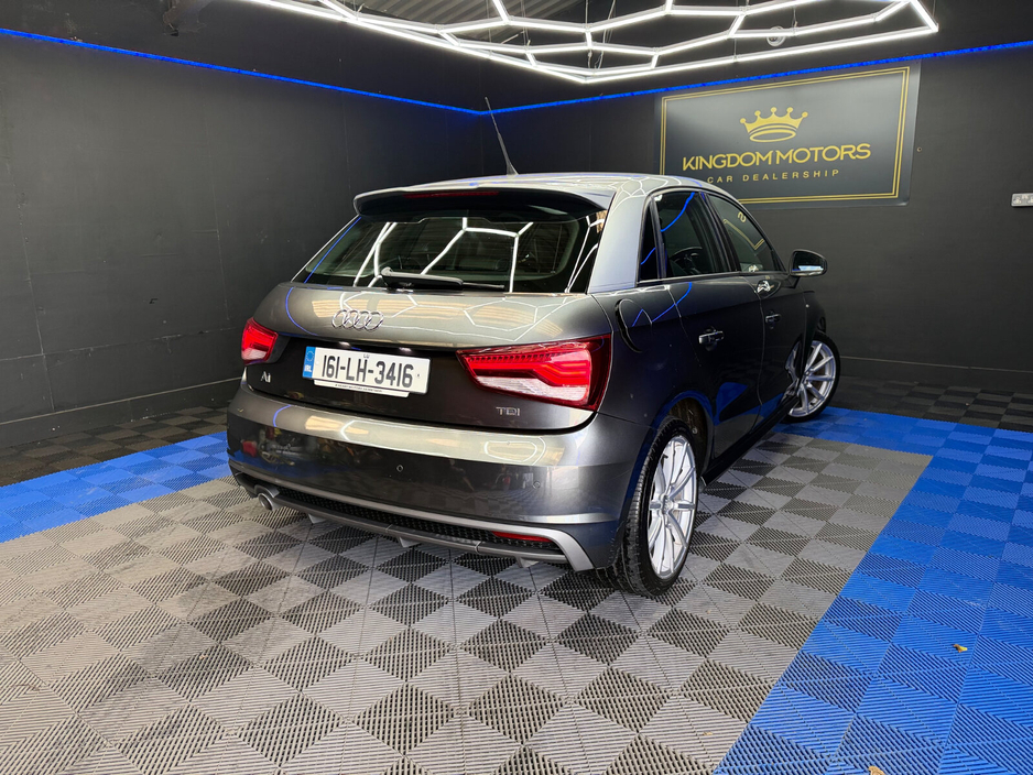 2016 Audi A1 - image 15