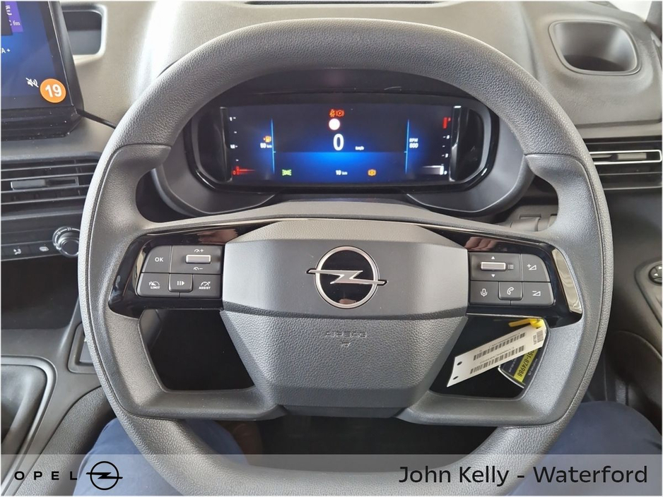 2024 Opel Combo L1H1 1.5 DIESEL KOMFORT €21,947