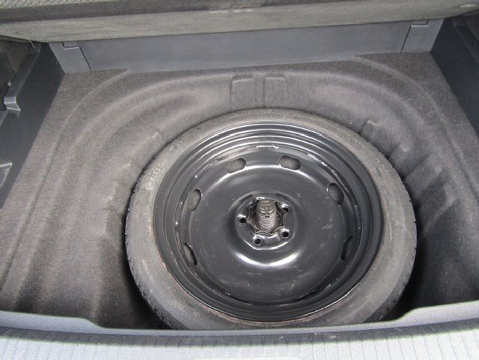 2015 Volkswagen Golf GOLF R ESTATE AWD 5DR Auto €21,950