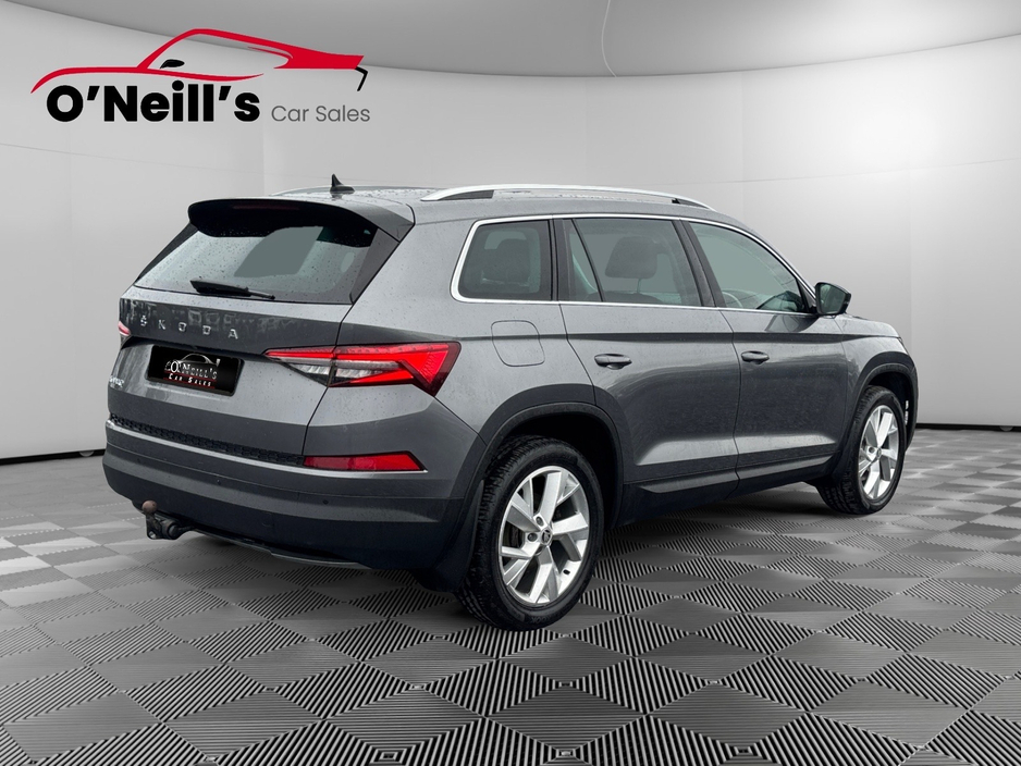 2022 Skoda Kodiaq - image 3