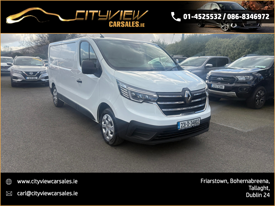2023 Renault Trafic - image 2