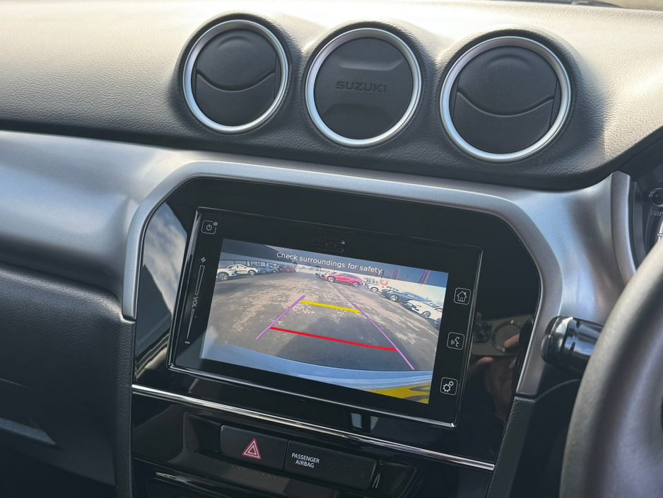 2019 Suzuki Vitara - image 18