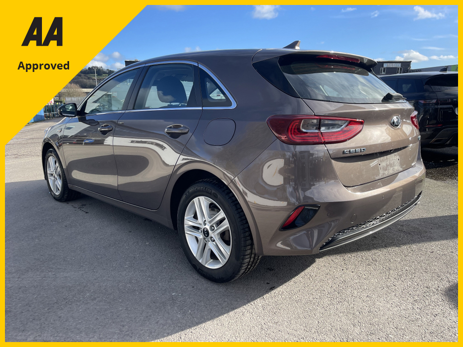 2021 Kia Ceed - image 12