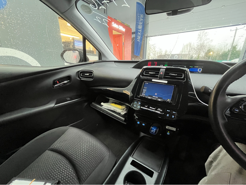 2022 Toyota Prius 2022 TOYOTA PRIUS S 1.8 AUTOMATIC / CRUISE CONTROL / REVERSE CAMERA AND MORE