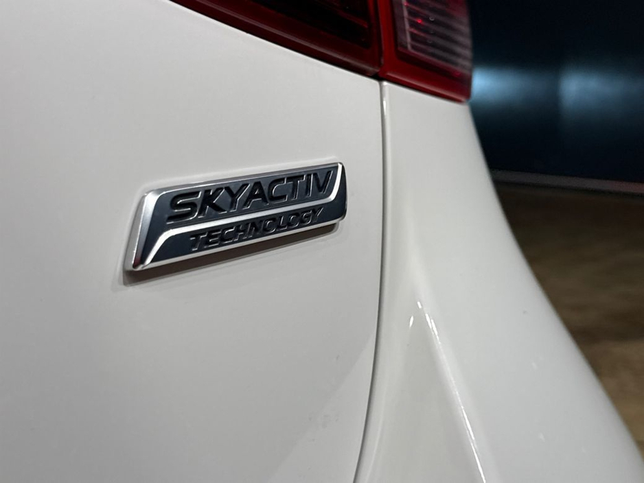 2017 Mazda Demio AUTOMATIC 1.3L SKYACTIV - A/C HEATING CONTROLS €11,950