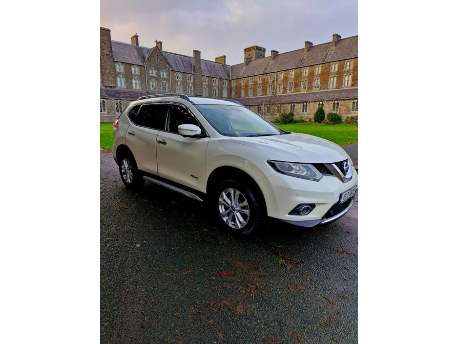 2015 Nissan X-Trail HNT32 5DR AUTO €15,995