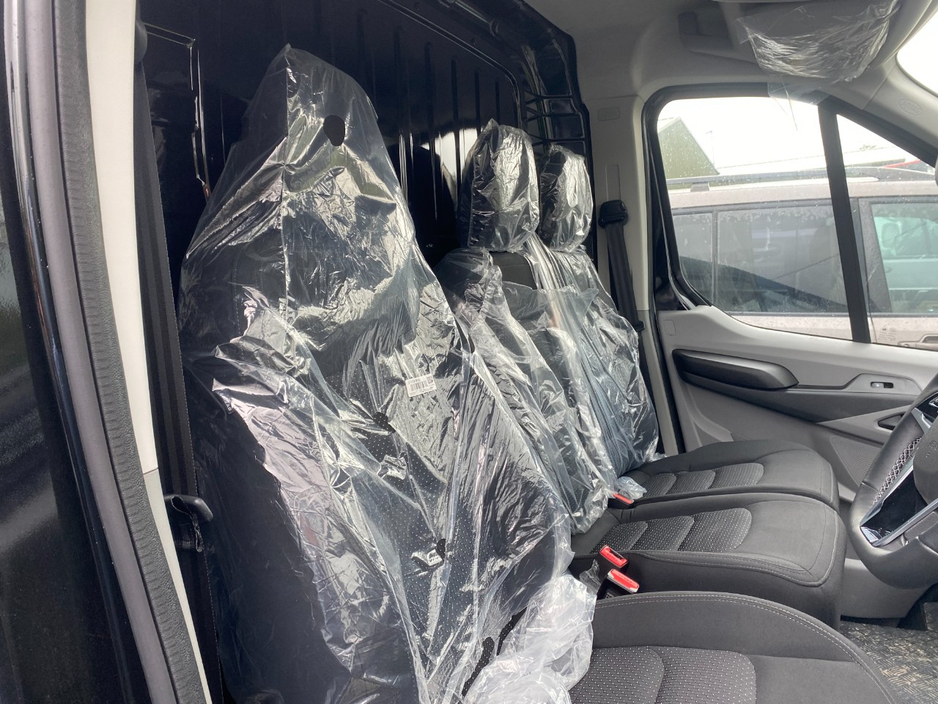 2026 Maxus Deliver 9 - image 15