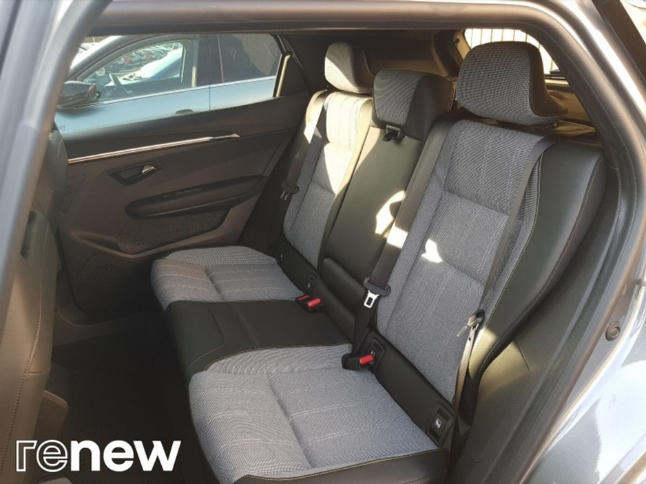 2026 Renault Scenic - image 11