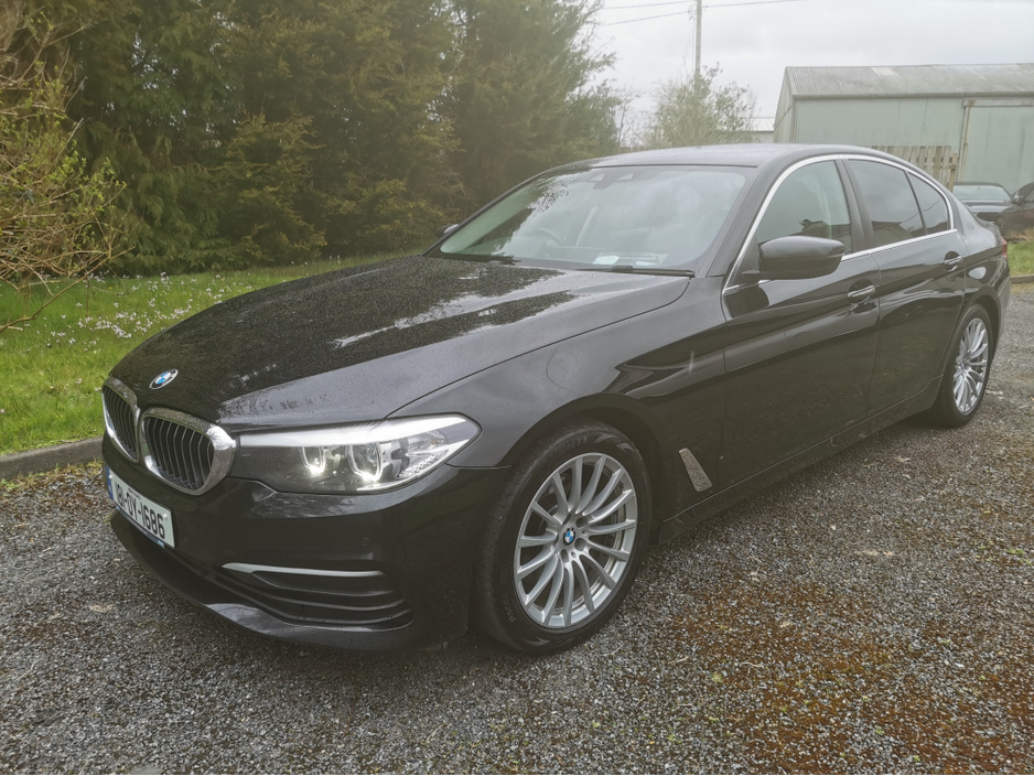 2018 BMW 5 Series - image 13
