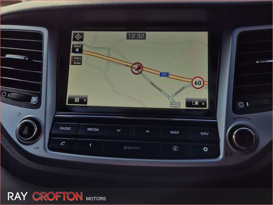 2016 Hyundai Tucson - image 12