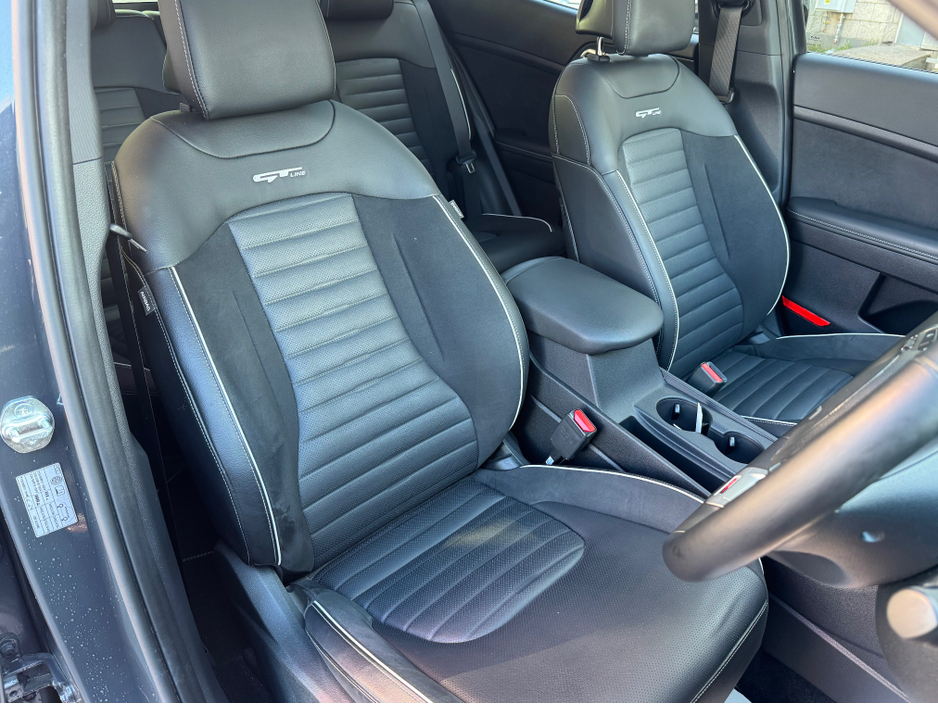 2024 Kia Sportage - image 13