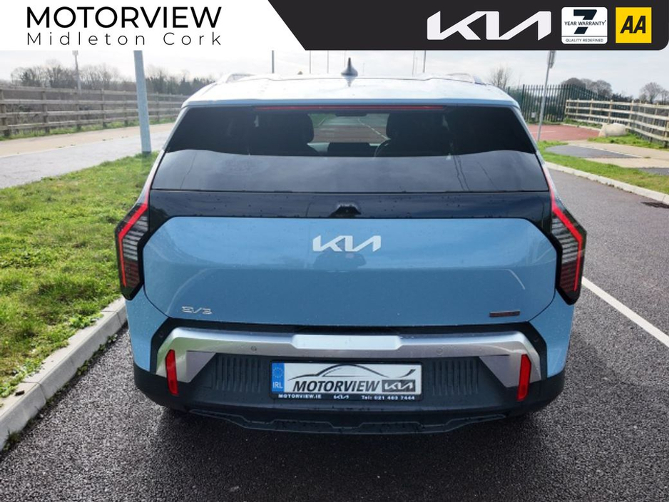 2026 Kia EV3 - image 8