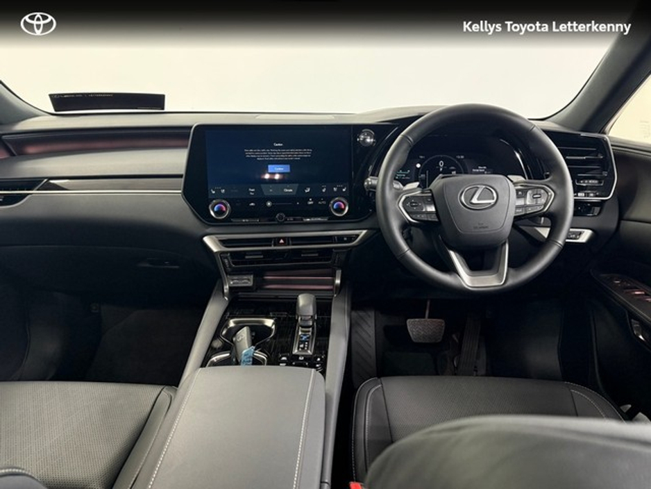 2025 Lexus RX 450h+ - image 8