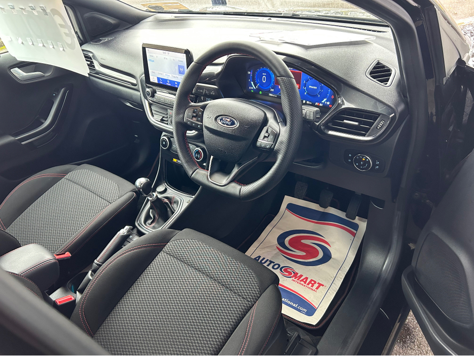 2024 Ford Puma - image 4