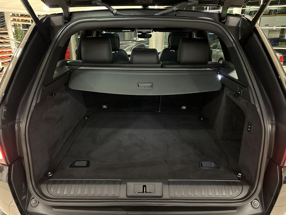 2019 Land Rover Range Rover Sport 3.0 SDV6 HSE DYNAMIC BLACK EDITION=LOW MILES//HUGE SPEC=PAN ROOF//FULL SERVICE HISTORY=191 CHERISHED DUBLIN REG=PREVIOUSLY SUPPLIED BY OURSELVES//TAIL €54,995