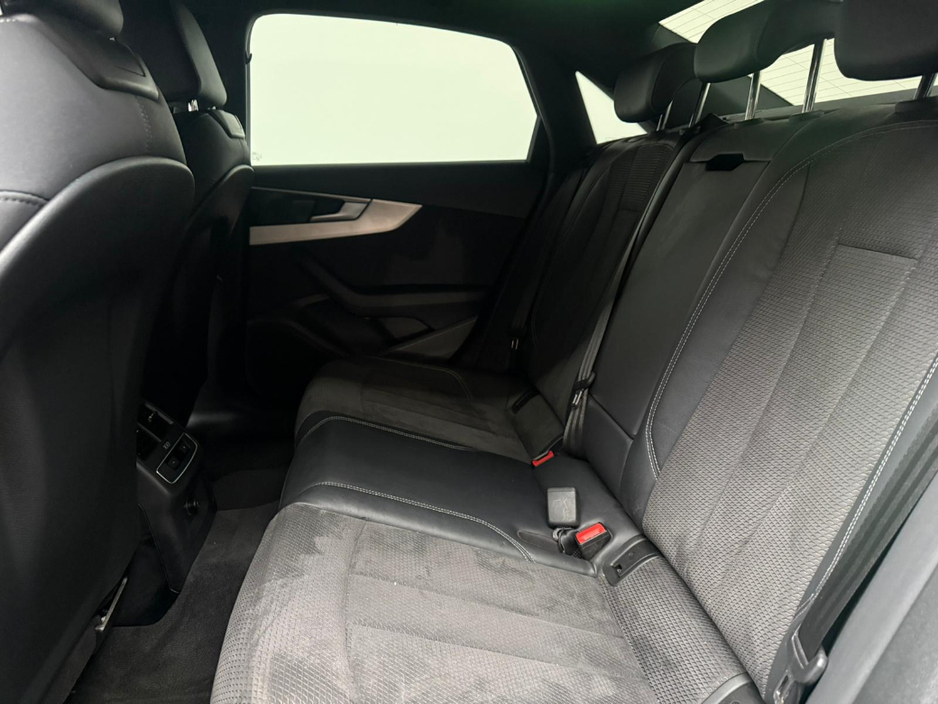 2021 Audi A4 - image 12