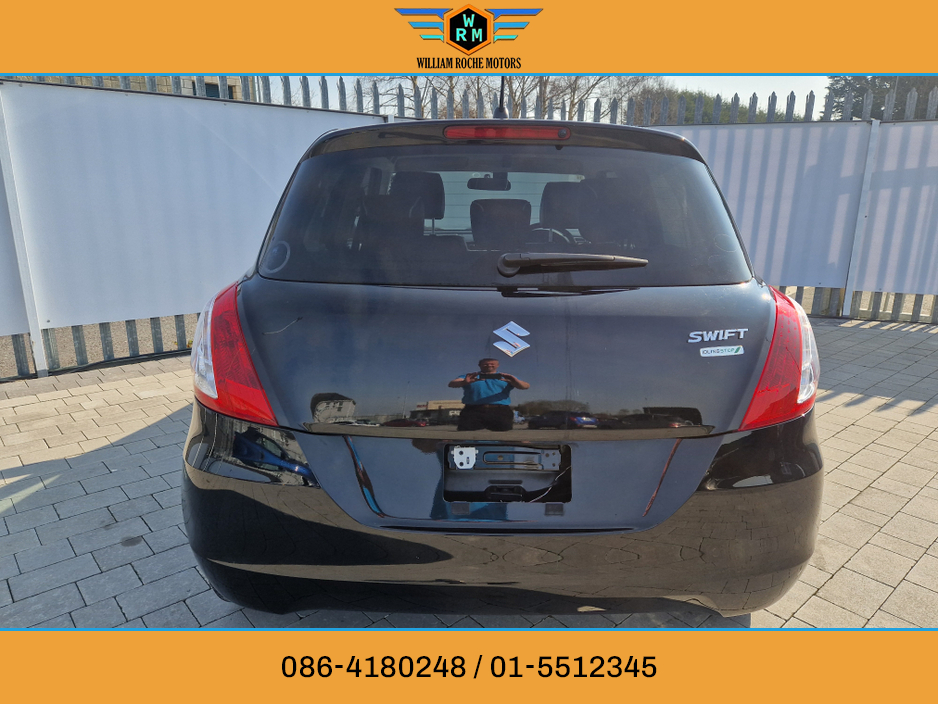 2014 Suzuki Swift - image 14