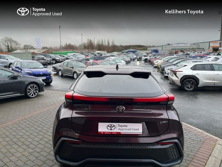 2024 Toyota C-HR Hybrid Sport €36,900