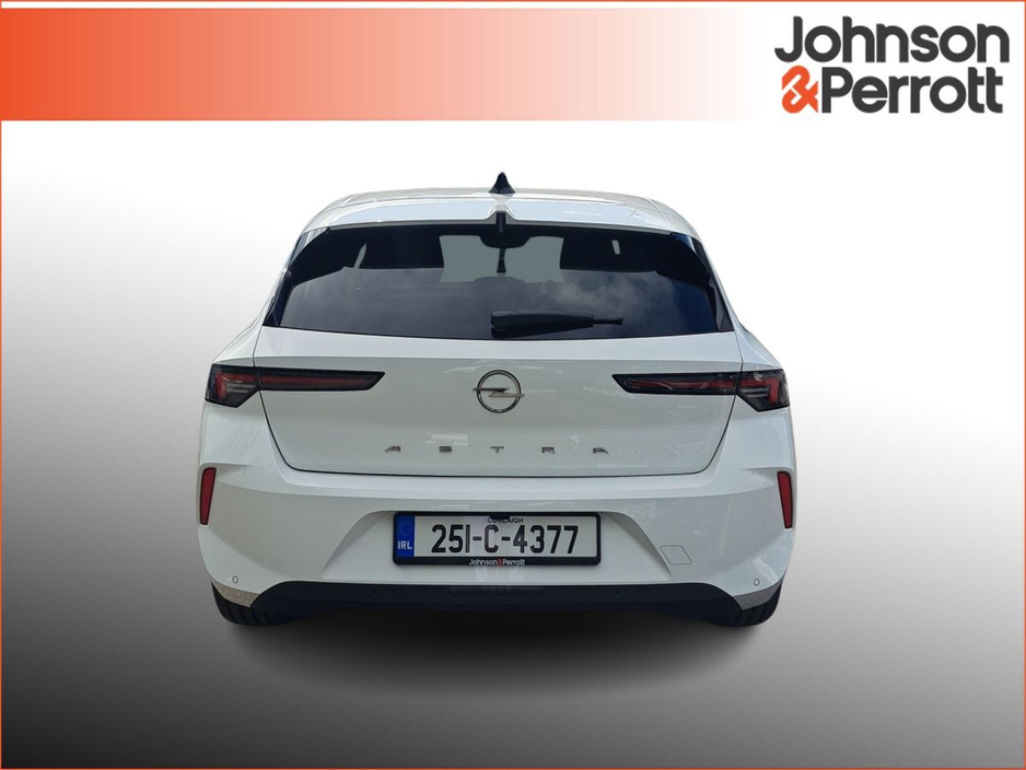 2025 Opel Astra Elegance 1.2 110hp 6-speed MY25 €29,900