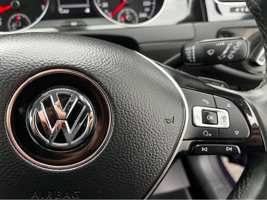 2018 Volkswagen Golf - image 21