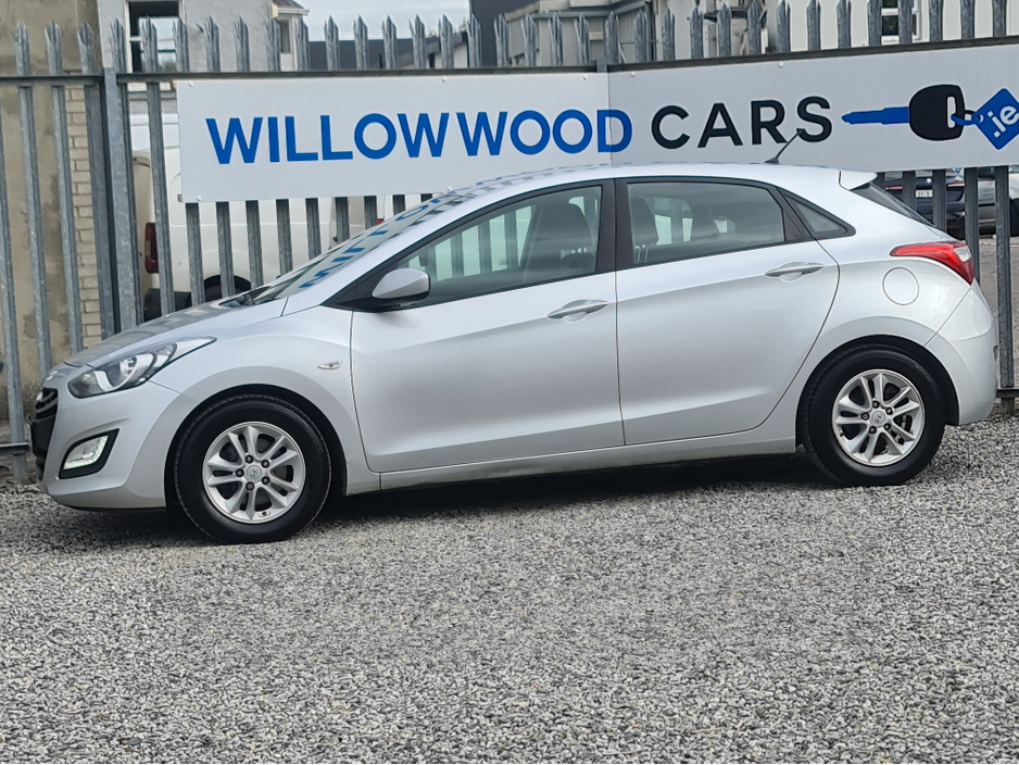 2015 Hyundai i30 - image 6