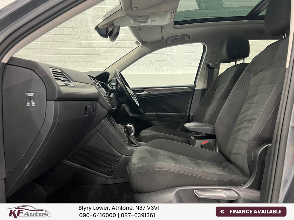 2022 Volkswagen Tiguan - image 13