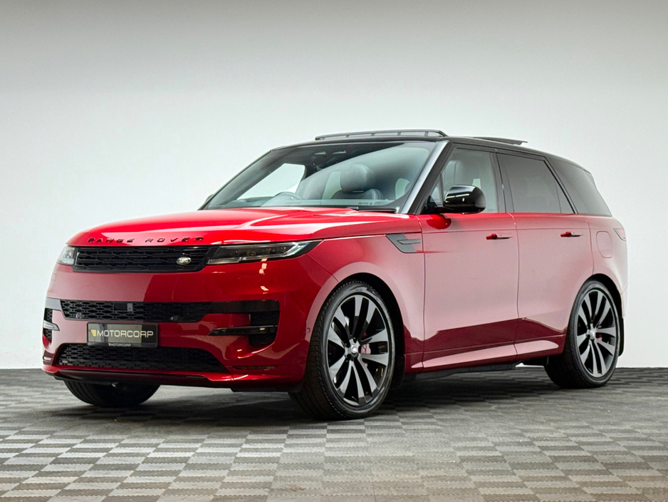 2023 Land Rover Range Rover Sport - image 3
