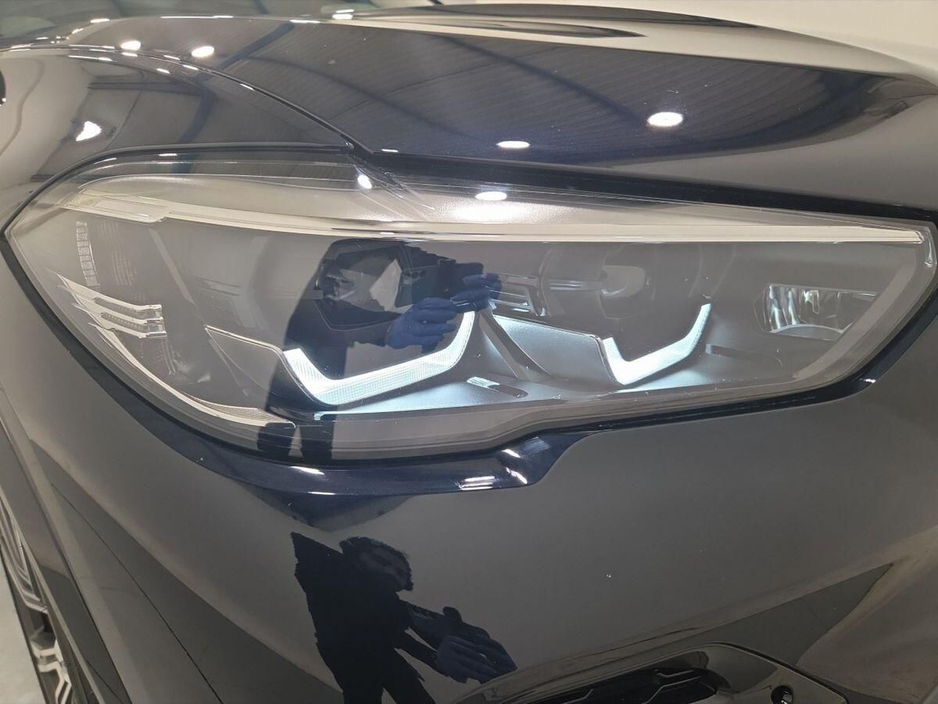 2022 BMW X5 xDrive45e M Sport €65,950