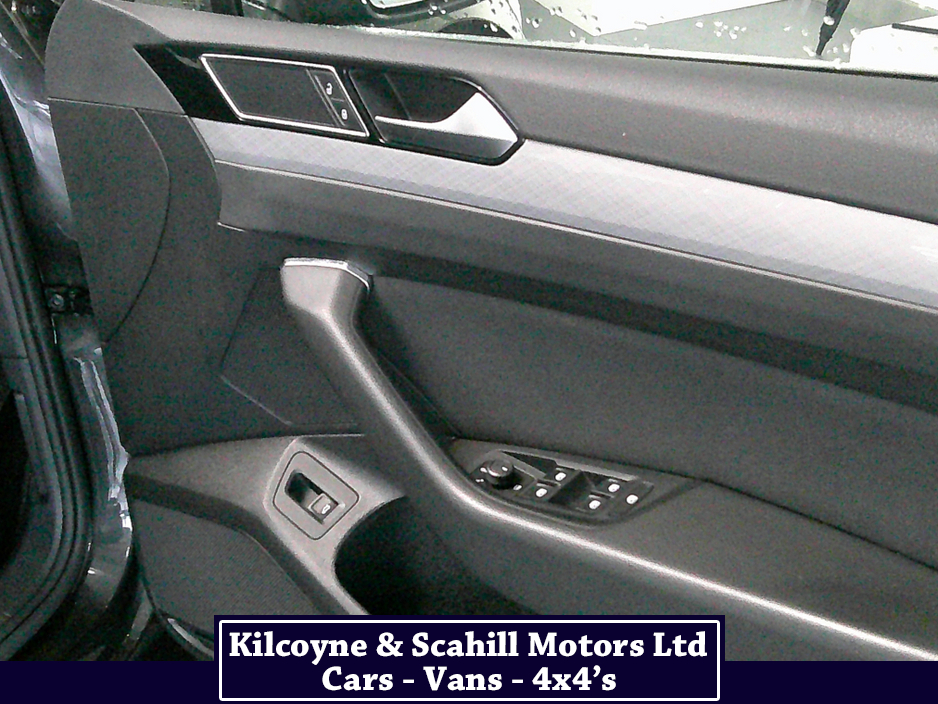 2021 Volkswagen Passat SE NAV TDI S-A DSG