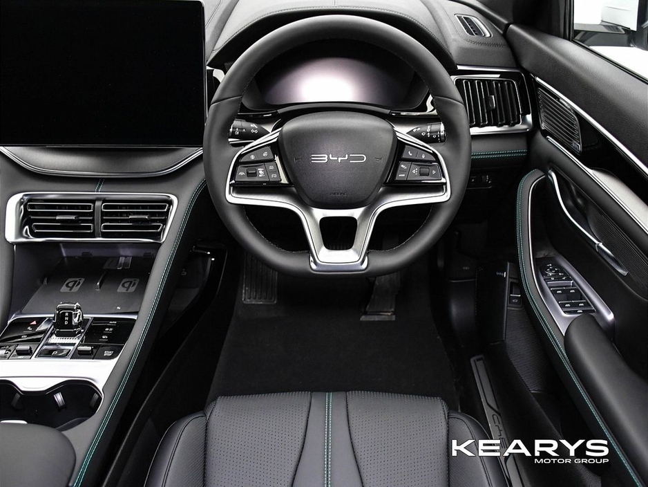 2025 BYD Seal U - image 12