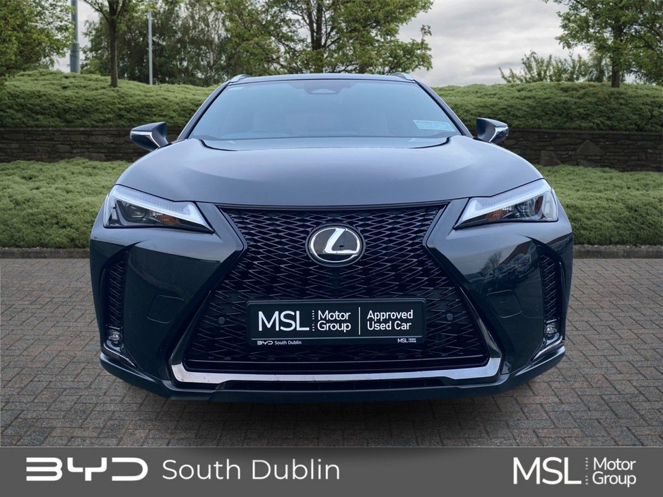 2024 Lexus UX 250 H - image 7