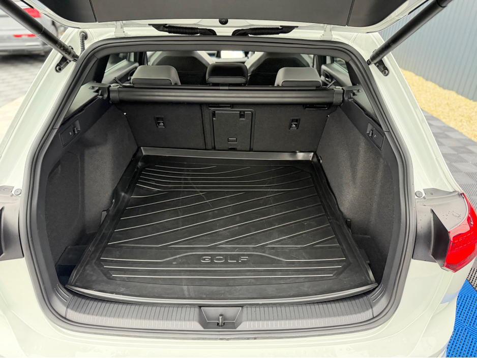 2022 Volkswagen Golf R-LINE - 1.5 PETROL - E-TSI - AUTO - 12M WARRANTY - CAR: 1792