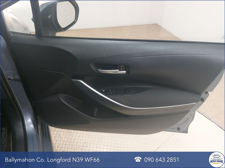 2024 Toyota Corolla 1.8 Hybrid Luna Saloon €29,900