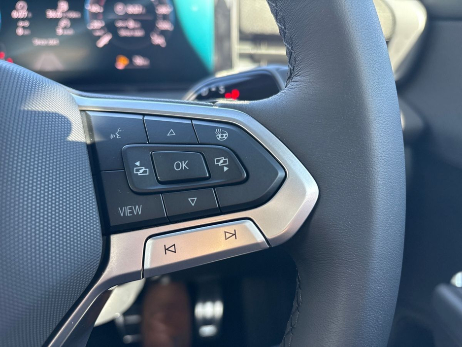 2026 Volkswagen T-Roc - image 16